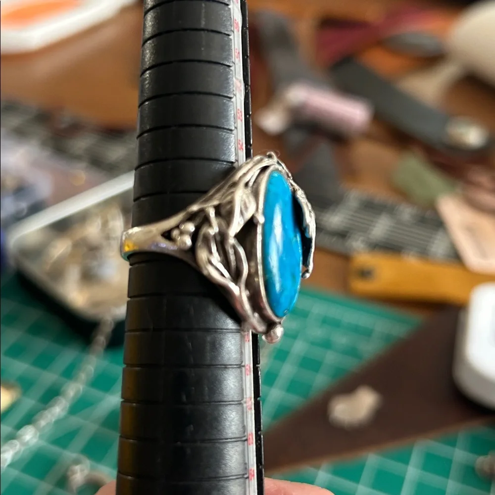 Artisan Turquoise Blue Oval Stone Silver Floral Ring